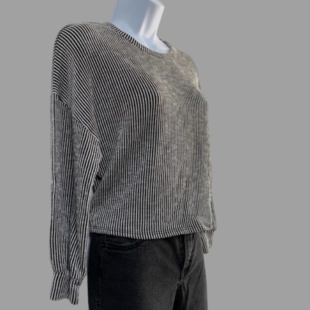 CAUTION TO THE WIND Long sleeves ribbed crop sweater top S/M